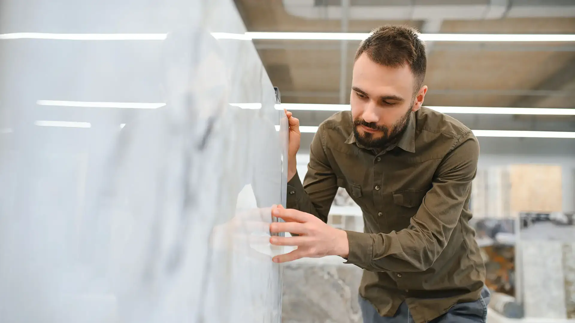 How to Choose the Right Granite Countertop for Your Kitchen
